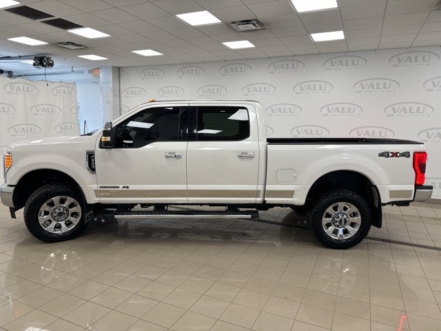 Used 2019 Ford F-350 Super Duty Lariat with VIN 1FT8W3BT0KEE22298 for sale in Morris, Minnesota